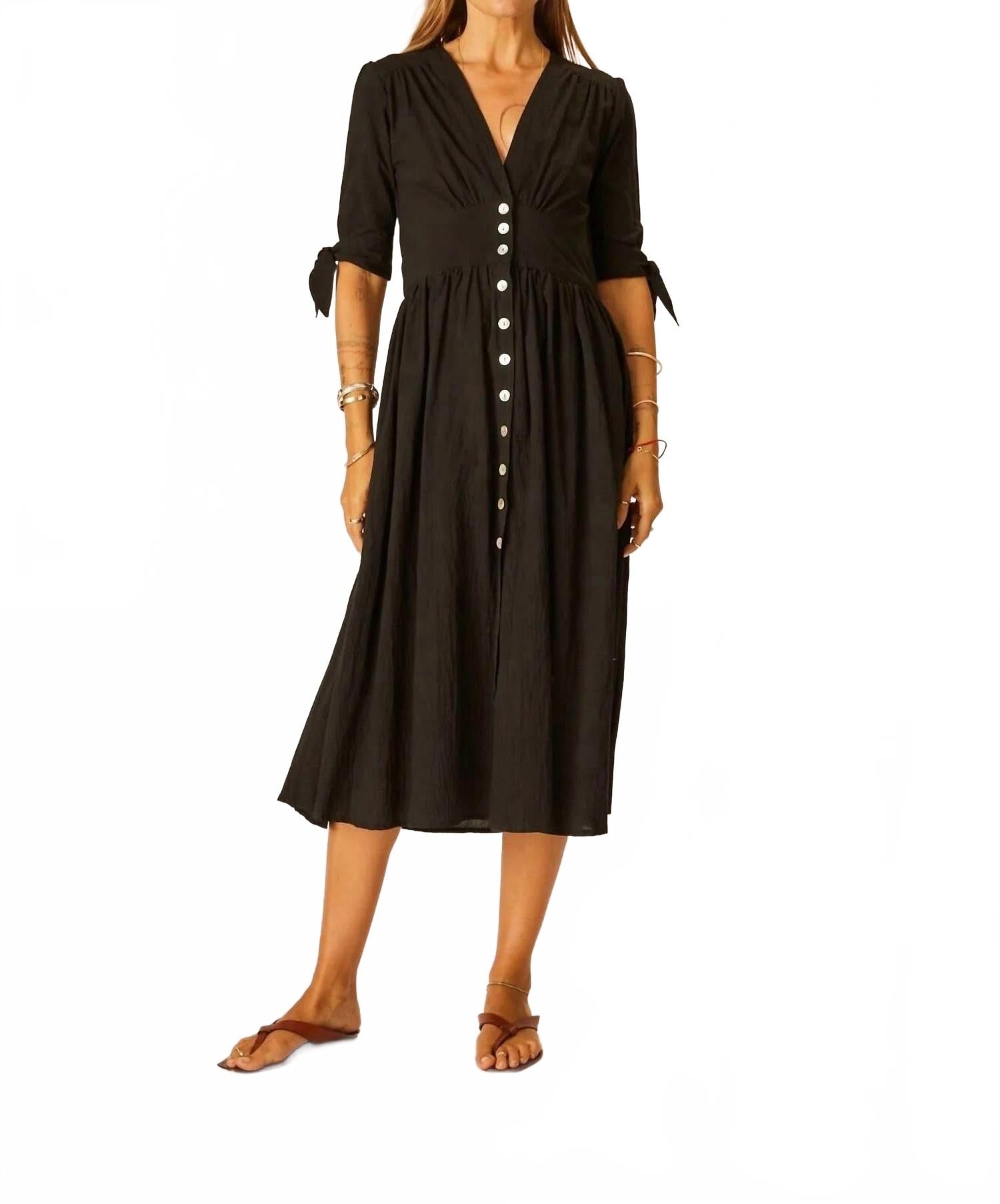 Платье миди Layla из черного хлопка на плоской подошве Natalie Martin, Black Flat Cotton
Платье миди Layla из черного хлопка на плоской подошве Natalie Martin, Black Flat Cotton