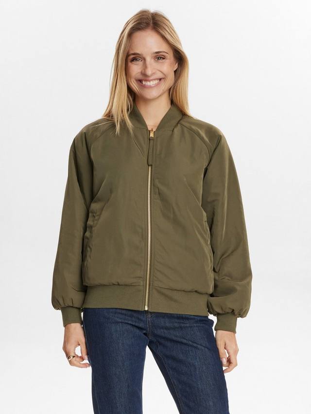 Двусторонняя бомбер Numph, Green/White
Двусторонняя бомбер Numph, Green/White