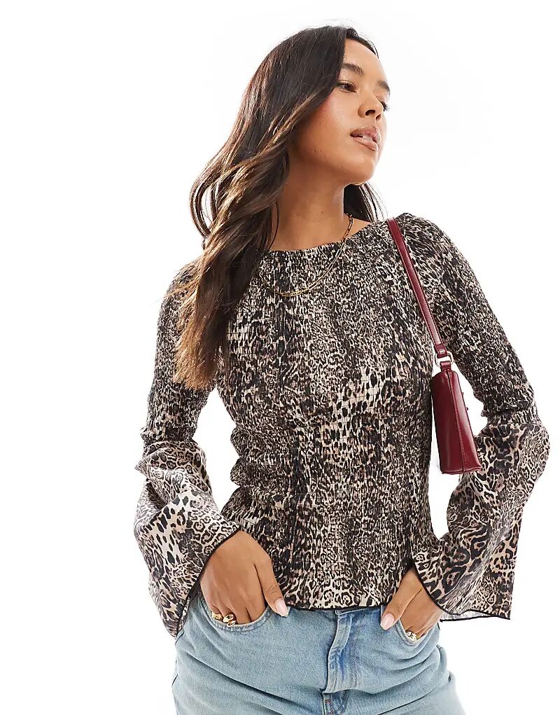 Топ из поплина с присборенными рукавами и леопардовым принтом ASOS DESIGN
Топ из поплина с присборенными рукавами и леопардовым принтом ASOS DESIGN