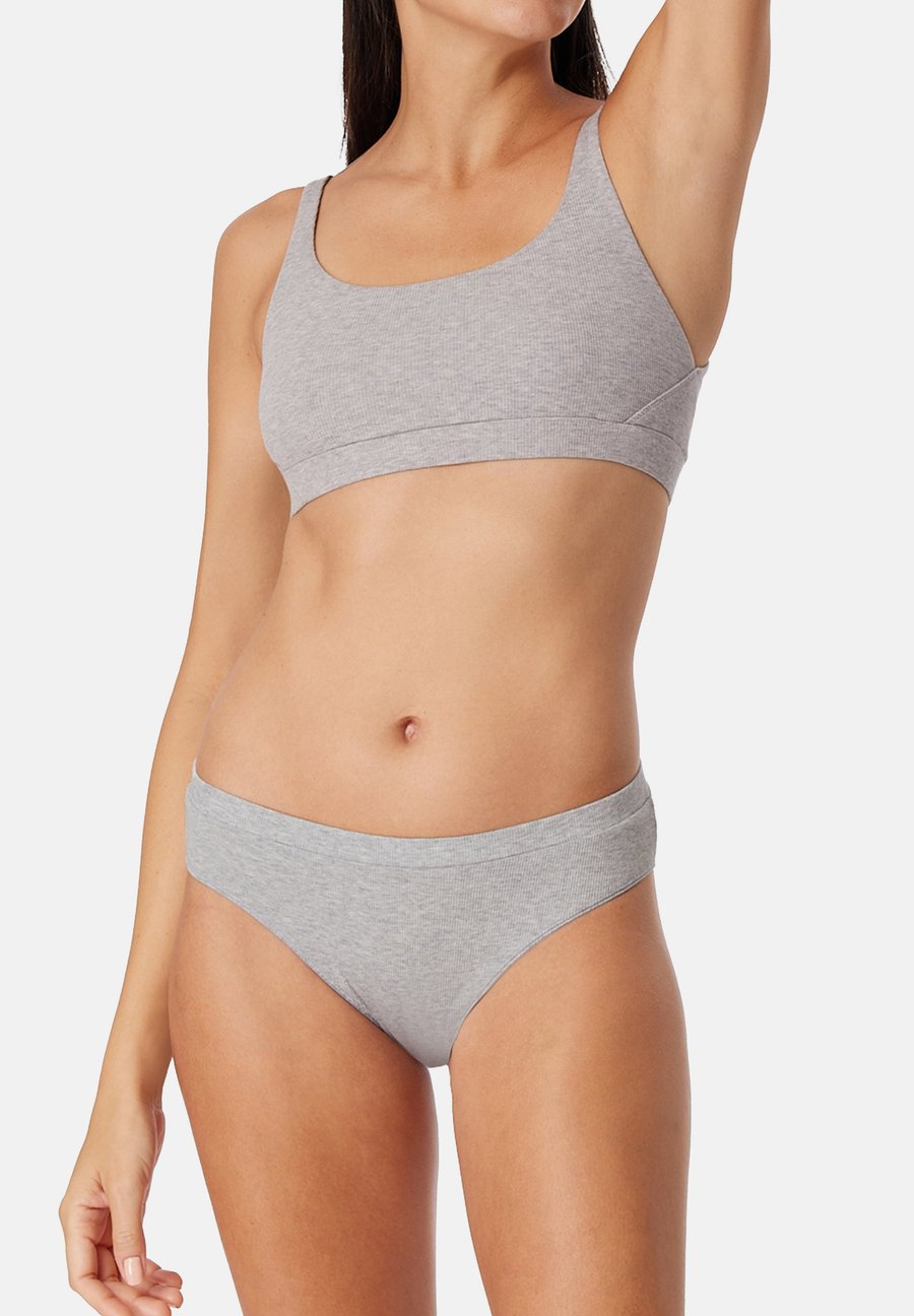 Трусы Schiesser 3 PACK, Schwarz/Weiß/Grau/Black
Трусы Schiesser 3 PACK, Schwarz/Weiß/Grau/Black