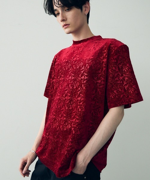 Футболка с эффектом «силы плеч», бархатистая Shoowtime
Футболка с эффектом «силы плеч», бархатистая Shoowtime