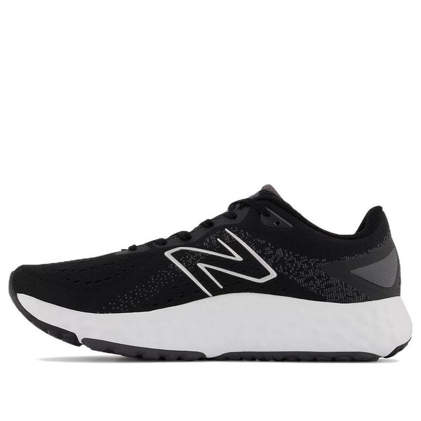 Кроссовки свежие пены evoz v2 New Balance, черный
Кроссовки свежие пены evoz v2 New Balance, черный