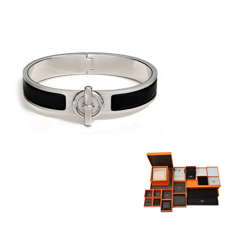 HERMES Эмалевый, палладированный браслет мужской silver
HERMES Эмалевый, палладированный браслет мужской silver