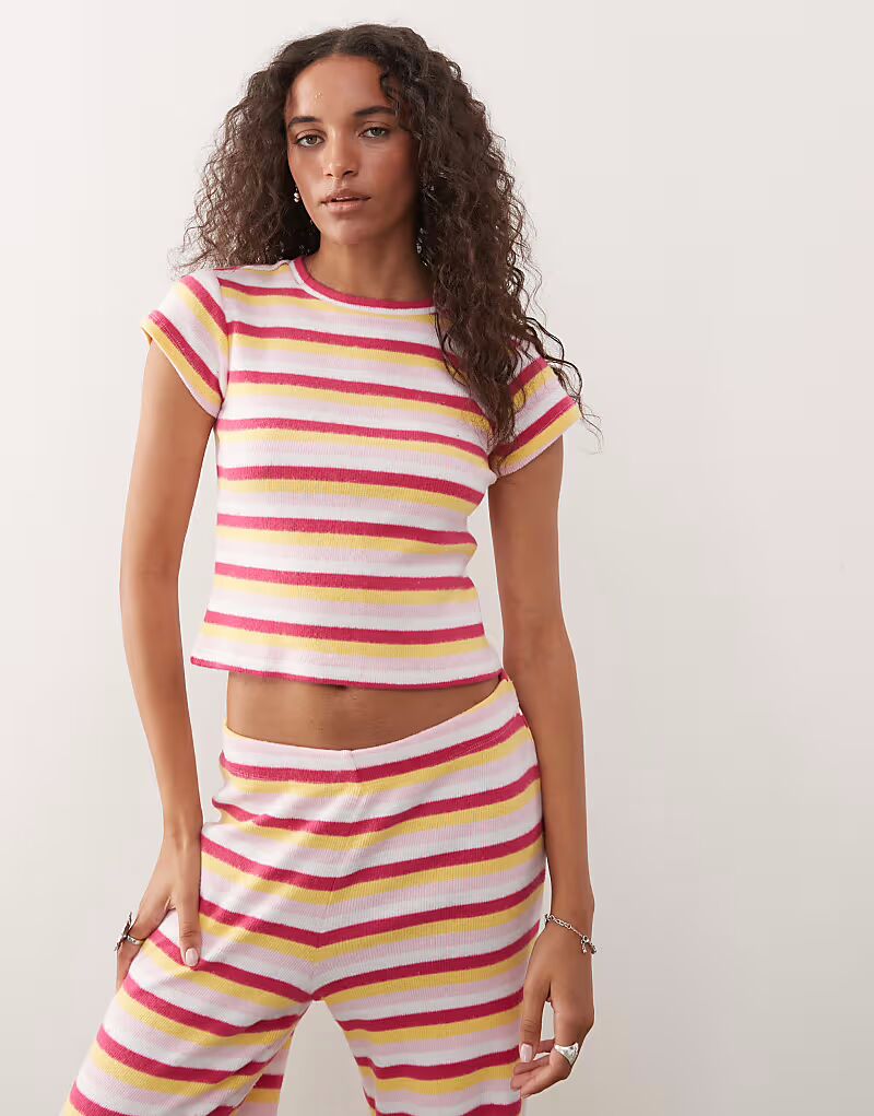 Футболка stripe в разноцветную полоску Reclaimed Vintage
Футболка stripe в разноцветную полоску Reclaimed Vintage