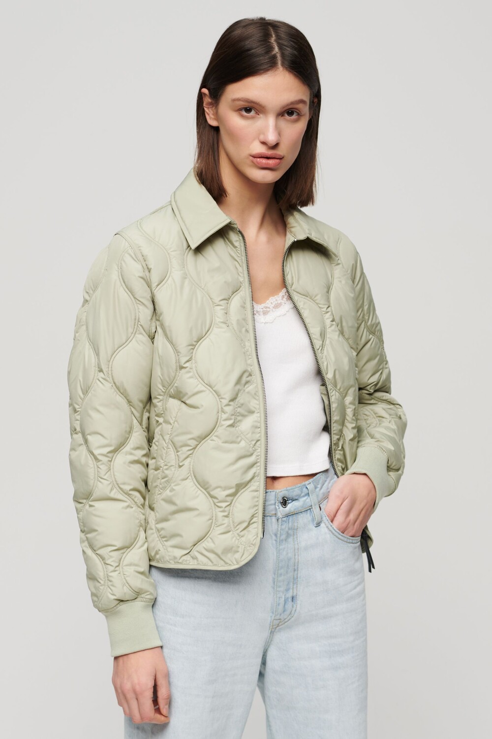 Укороченный жакет-студия с контрастной отделкой Superdry, зеленый
Укороченный жакет-студия с контрастной отделкой Superdry, зеленый