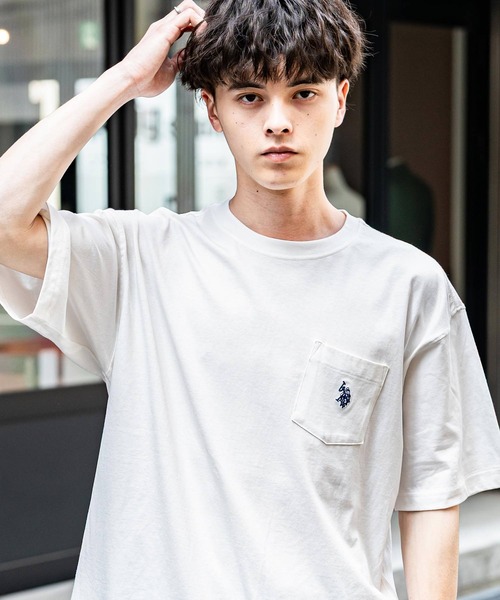 U.S. POLO ASSN. Футболка с коротким рукавом, свободного кроя, с круглым вырезом и принтом на спине, однотонная с каймой. US Polo Assn., кремовый
U.S. POLO ASSN. Футболка с коротким рукавом, свободного кроя, с круглым вырезом и принтом на спине, однотонная с каймой. US Polo Assn., кремовый