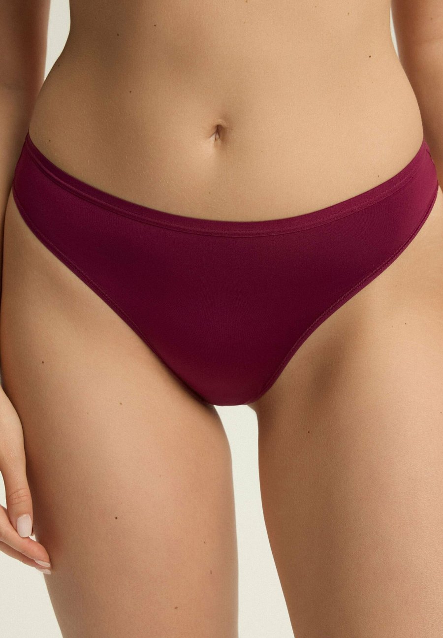 Трусы ESOTIQ CONWAY BLOOVII, Red
Трусы ESOTIQ CONWAY BLOOVII, Red