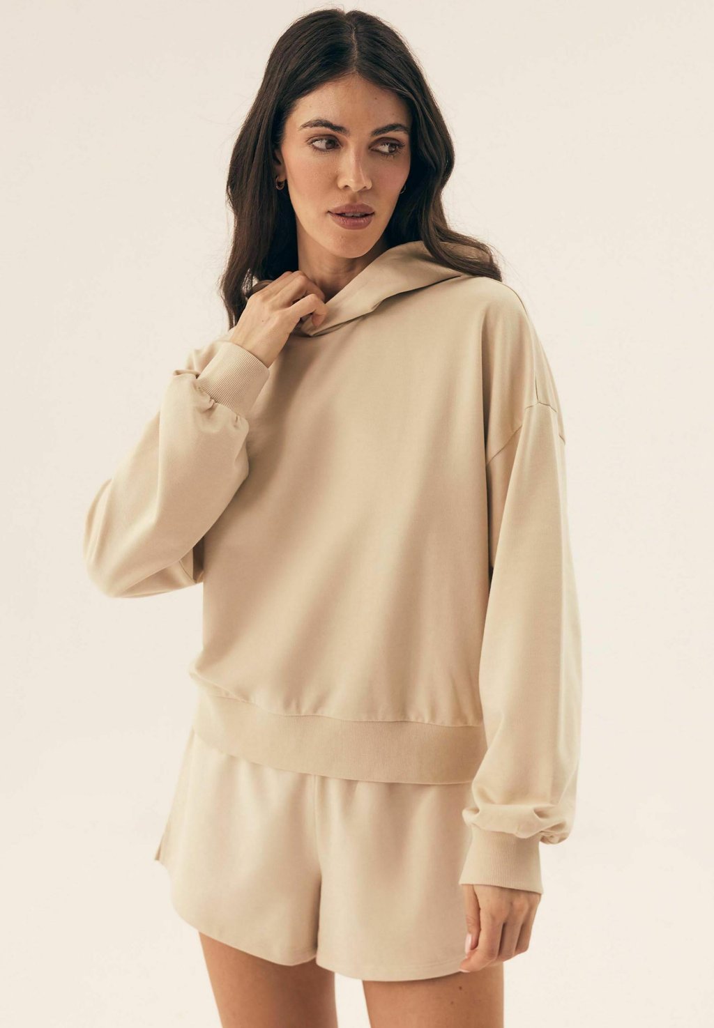 Толстовка RAMU - Hoodie ESOTIQ, песочный
Толстовка RAMU - Hoodie ESOTIQ, песочный