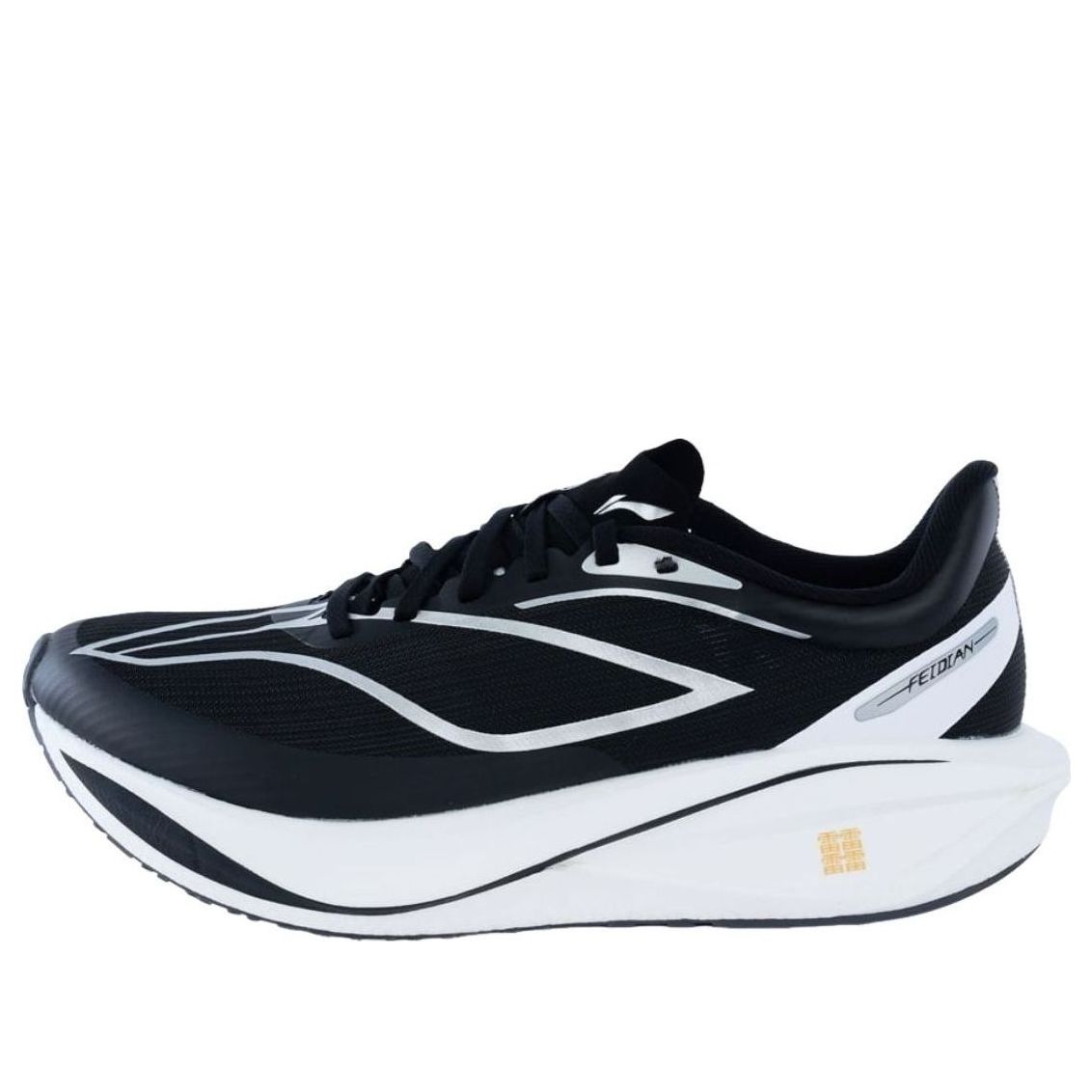 Li-Ning Feidian 5 Challenger «Черный Белый»
Li-Ning Feidian 5 Challenger «Черный Белый»