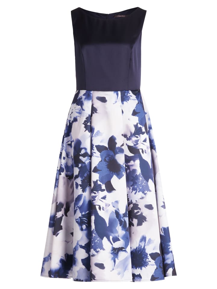 Короткое платье Vera Mont
Короткое платье Vera Mont