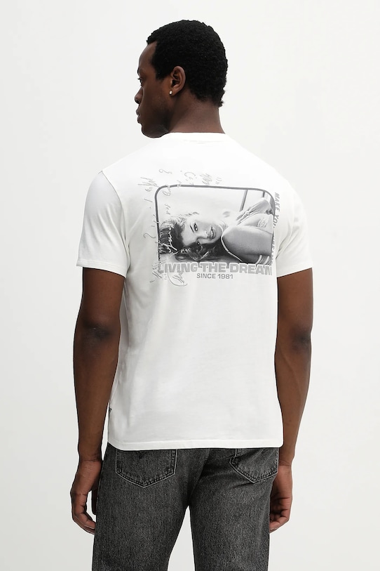 Хлопковая футболка Guess, бежевый
Хлопковая футболка Guess, бежевый