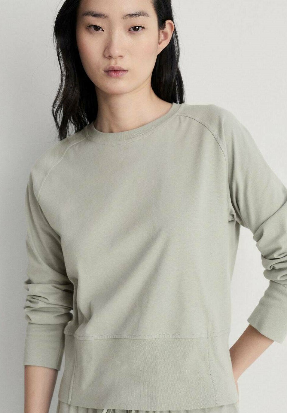 Толстовка BONI Mango, светло-зеленый 
Толстовка BONI Mango, светло-зеленый