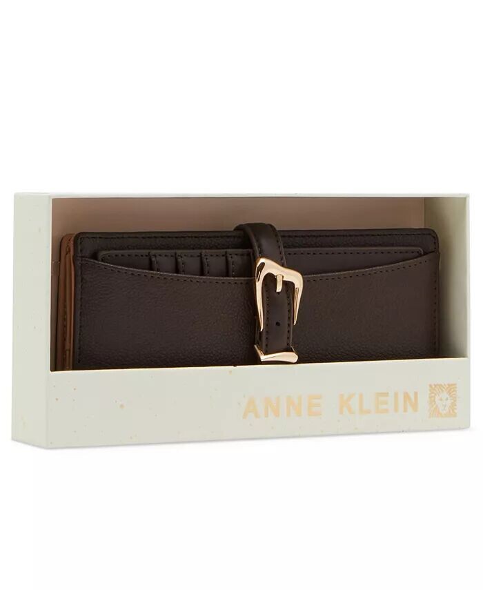 Подарочный набор из 2 предметов со скульптурным кошельком с пряжкой и съемным органайзером для карточек Anne Klein, коричневый
Подарочный набор из 2 предметов со скульптурным кошельком с пряжкой и съемным органайзером для карточек Anne Klein, коричневый