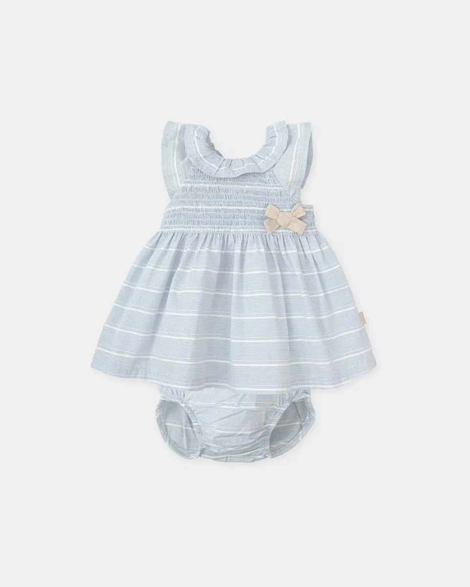 Платье для девочки с полосатыми трусиками цвета фарфора Tutto Piccolo, светло-голубой
Платье для девочки с полосатыми трусиками цвета фарфора Tutto Piccolo, светло-голубой