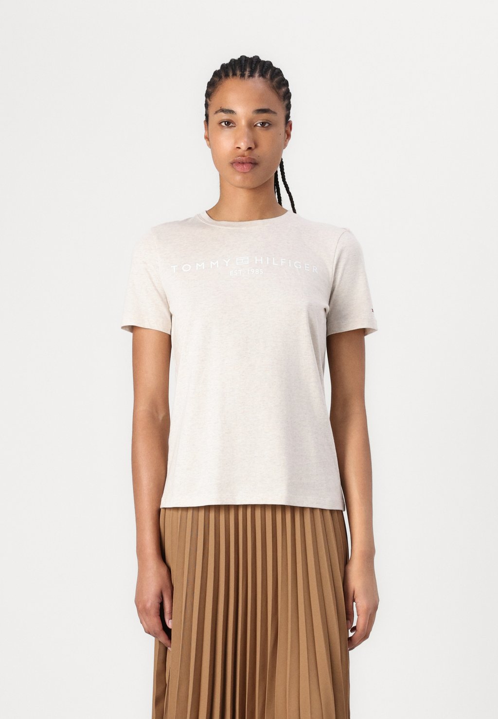 Футболка с принтом LOGO Tommy Hilfiger, белый
Футболка с принтом LOGO Tommy Hilfiger, белый