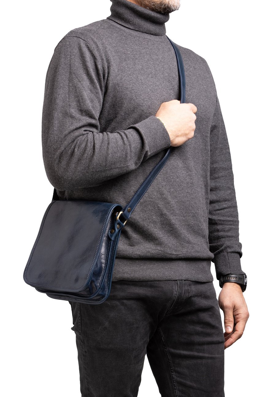 Сумка кросс-боди Chiara Ferretti Cross body bag, Blue
Сумка кросс-боди Chiara Ferretti Cross body bag, Blue