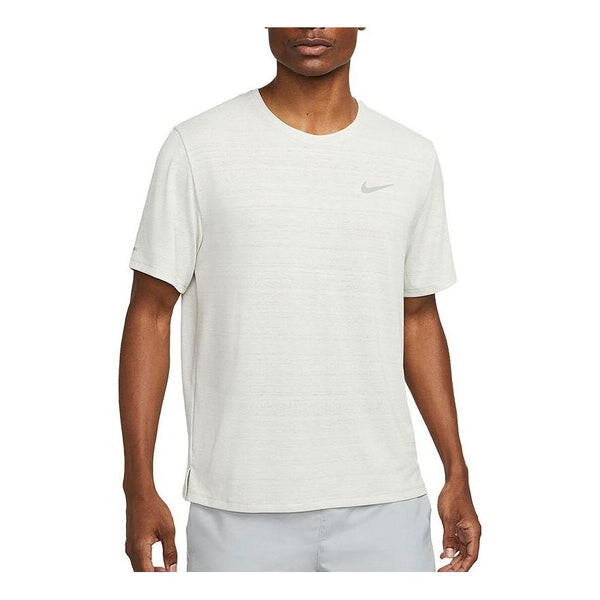 Футболка Men's Nike Dri-fit Miler Solid Color Logo Luminous Crew Neck Running Short Sleeve Light Bone T-Shirt, мультиколор
Футболка Men's Nike Dri-fit Miler Solid Color Logo Luminous Crew Neck Running Short Sleeve Light Bone T-Shirt, мультиколор