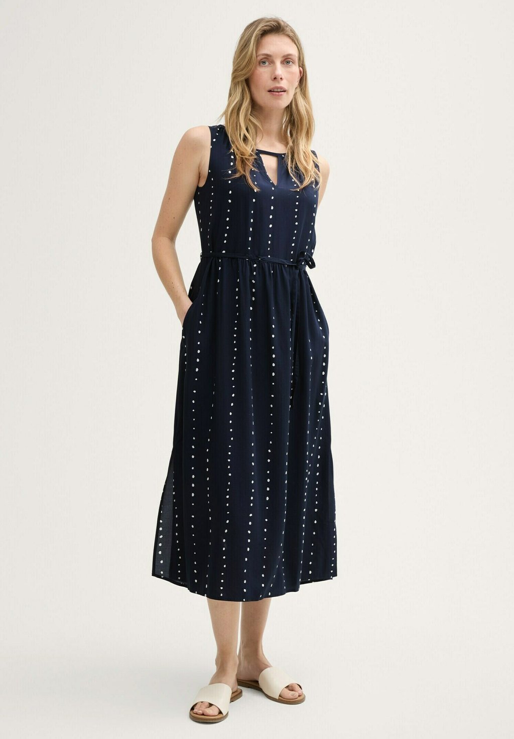 Повседневное платье TOM TAILOR, темно-синий
Повседневное платье TOM TAILOR, темно-синий