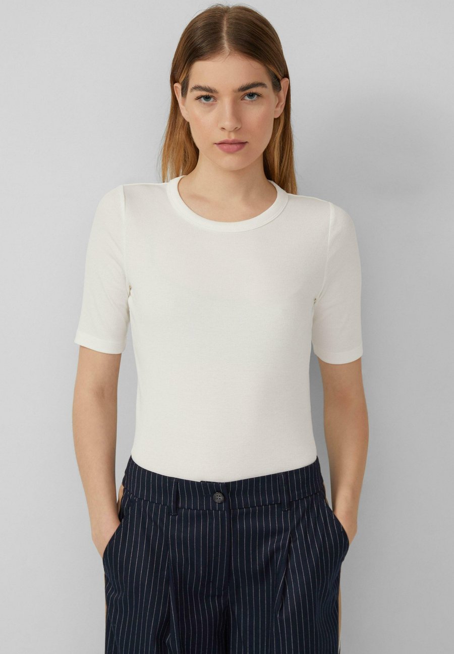 Футболка s.Oliver Basic T-shirt, Ecru/Off-White, Белый, Футболка s.Oliver Basic T-shirt, Ecru/Off-White
Футболка s.Oliver Basic T-shirt, Ecru/Off-White, Белый, Футболка s.Oliver Basic T-shirt, Ecru/Off-White