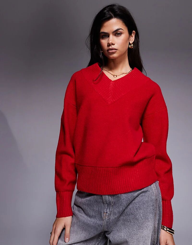 Вязаный джемпер River Island с V-образным вырезом ярко-красного цвета
Вязаный джемпер River Island с V-образным вырезом ярко-красного цвета