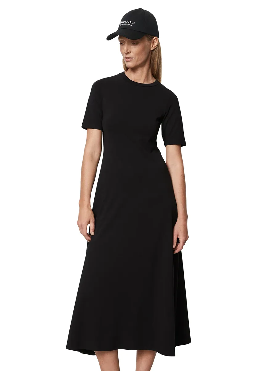 Трикотажное платье Marc O'Polo, выполненное из модала OCS Blended TENCEL, черный
Трикотажное платье Marc O'Polo, выполненное из модала OCS Blended TENCEL, черный