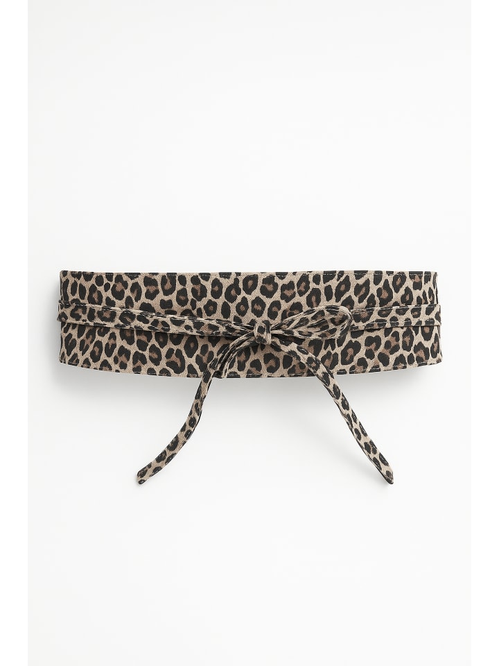 Ремень-галстук Leo бежевого цвета collezione alessandro
Ремень-галстук Leo бежевого цвета collezione alessandro