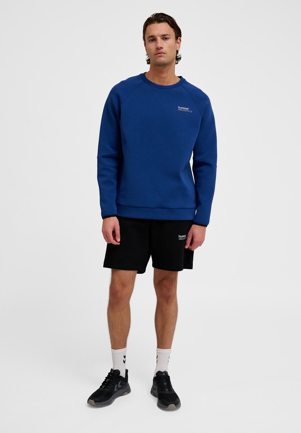 Толстовка REGULAR CREW Hummel, синий
Толстовка REGULAR CREW Hummel, синий
