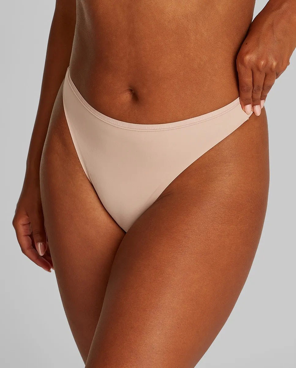 Стринги Calvin Klein, бежевый
Стринги Calvin Klein, бежевый