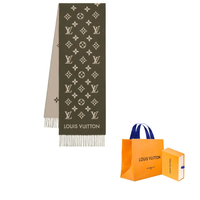 LOUIS VUITTON Вязаный шарф, Green
LOUIS VUITTON Вязаный шарф, Green