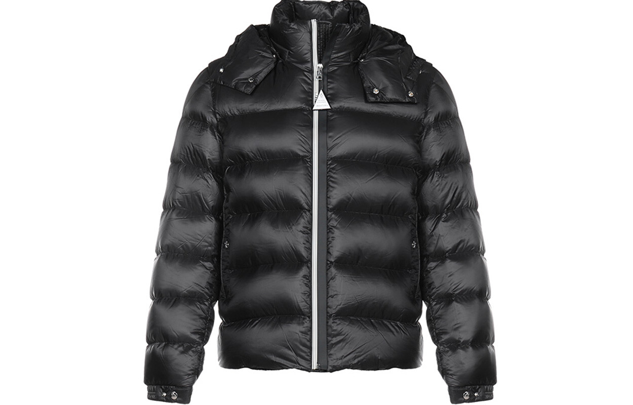 Пуховик мужской черный Moncler
Пуховик мужской черный Moncler
