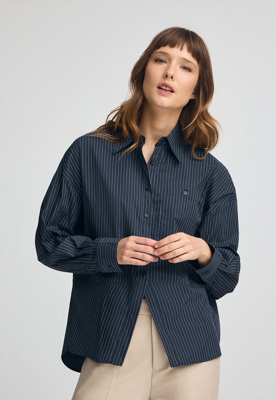 Блуза Polo Club Button-down blouse, Navy/Dark Blue
Блуза Polo Club Button-down blouse, Navy/Dark Blue