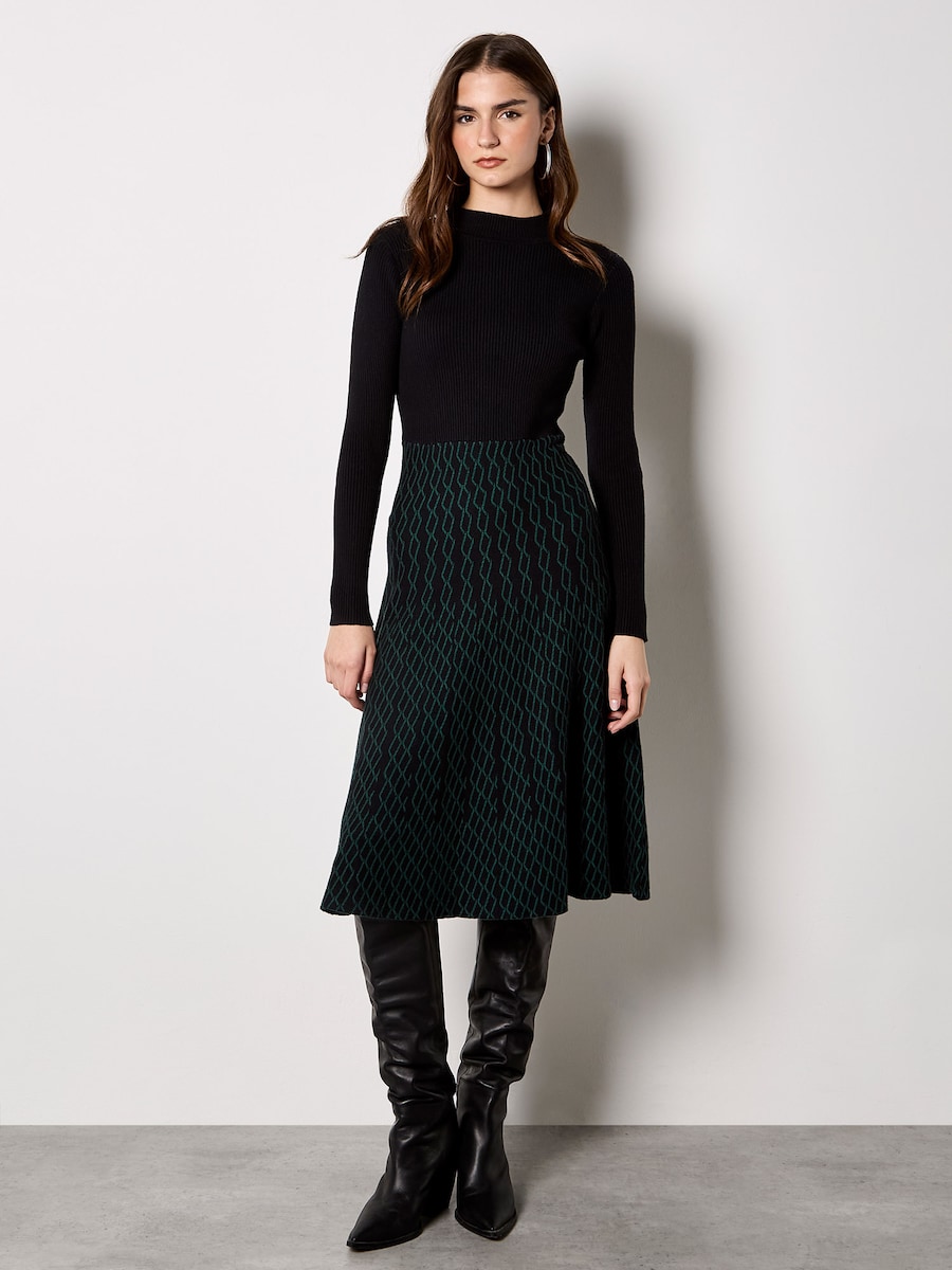 Платье Apricot, черный
Платье Apricot, черный