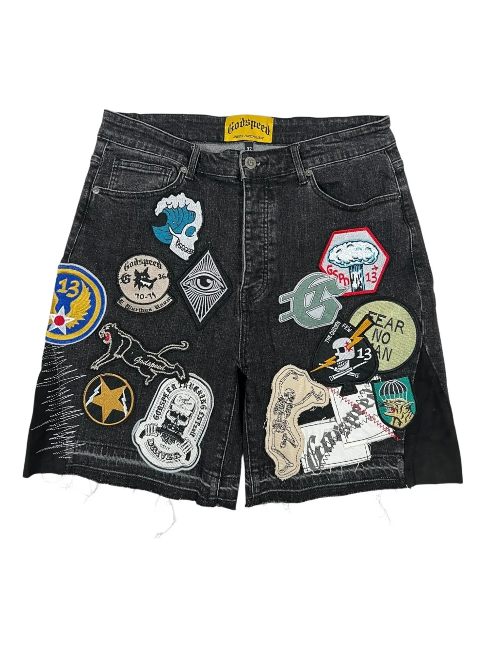 Джинсовые шорты в технике пэчворк GODSPEED, черный
Джинсовые шорты в технике пэчворк GODSPEED, черный