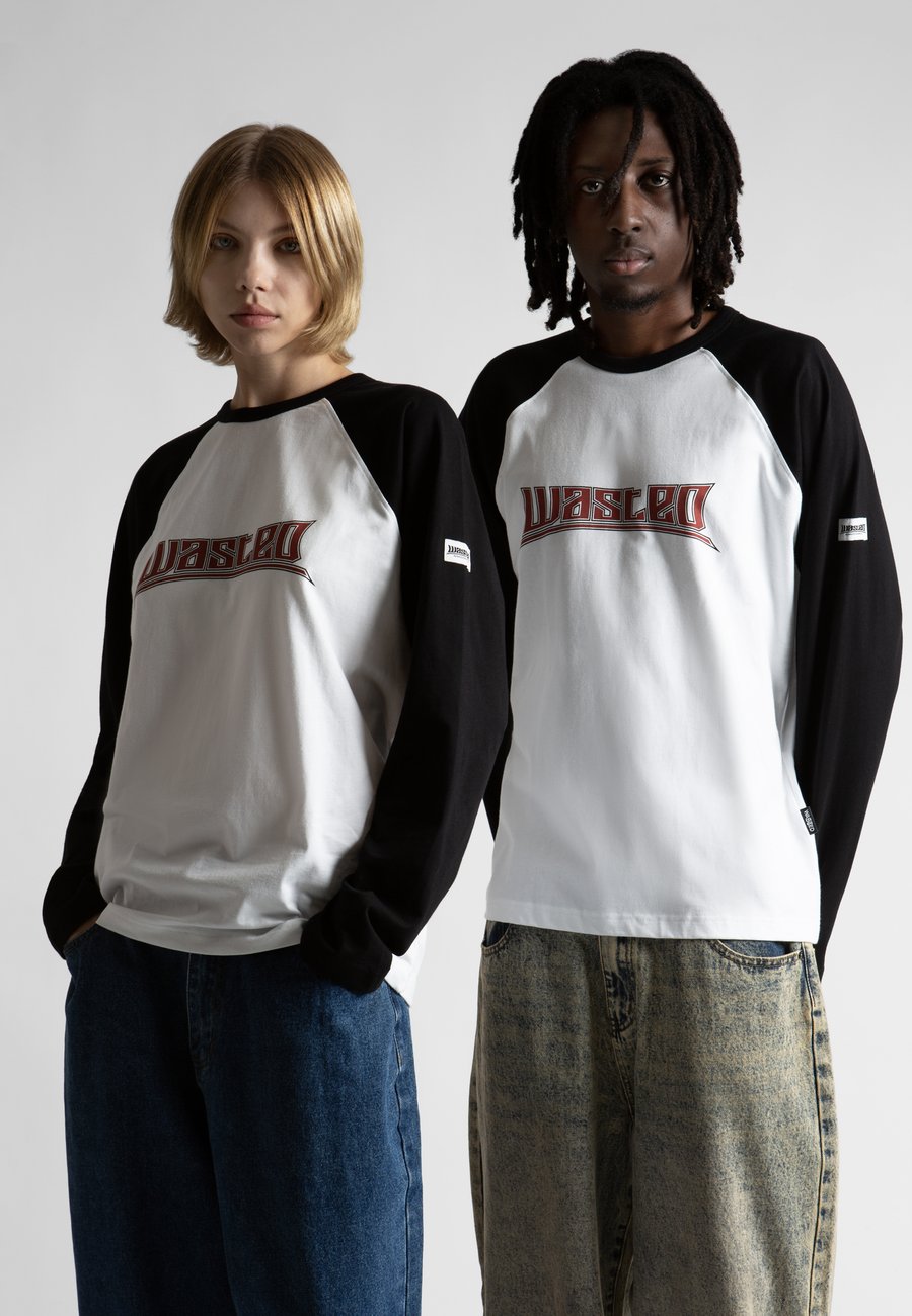 Топ Wasted Paris PUSHER UNISEX, White/Black/White
Топ Wasted Paris PUSHER UNISEX, White/Black/White