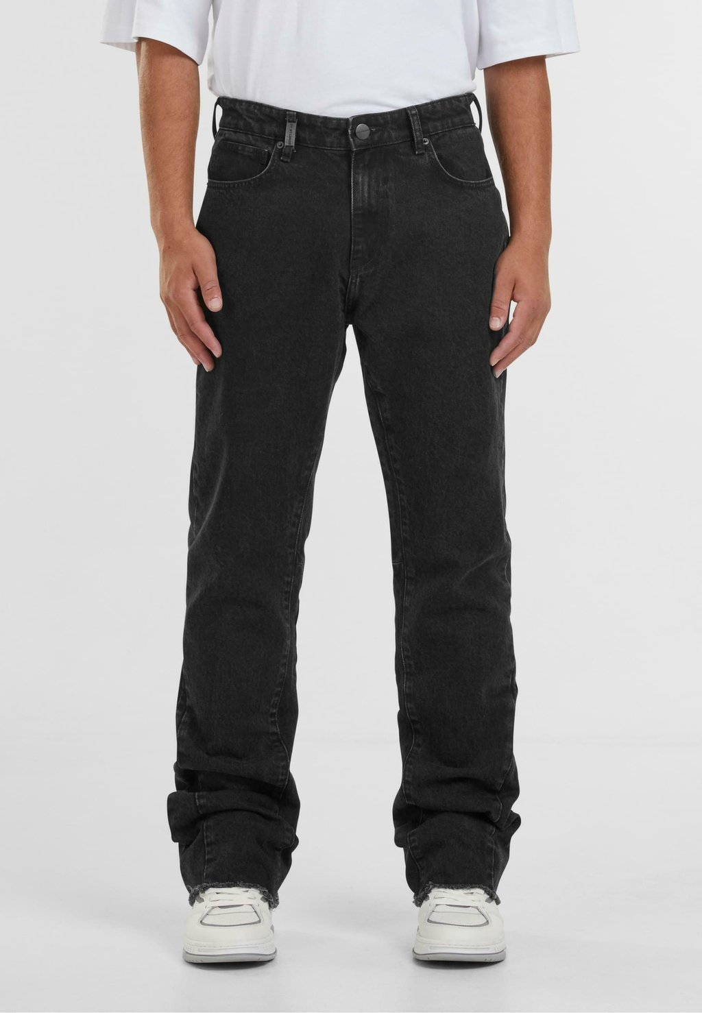 Расклешенные джинсы 2Y Studios, черный
Расклешенные джинсы 2Y Studios, черный