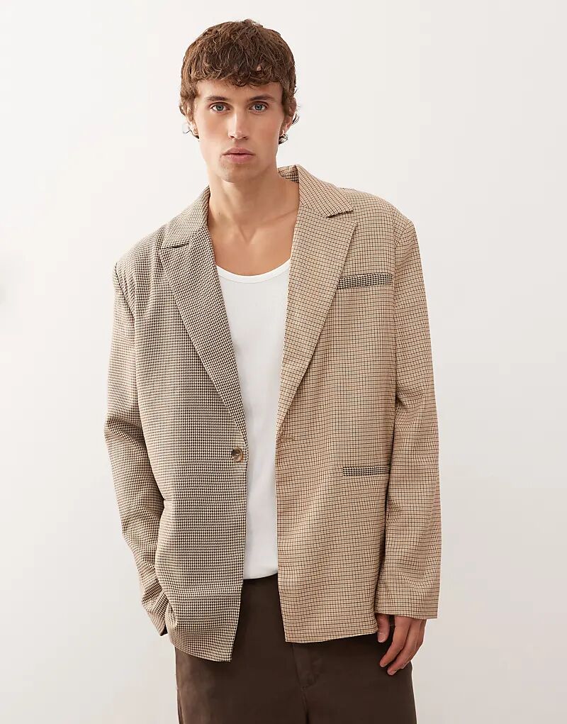Восстановленный винтажный клетчатый блейзер
Восстановленный винтажный клетчатый блейзер
