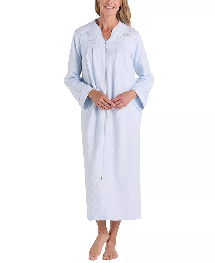Женская ночная сорочка с вышивкой из вафельной ткани Miss Elaine, синий
Женская ночная сорочка с вышивкой из вафельной ткани Miss Elaine, синий