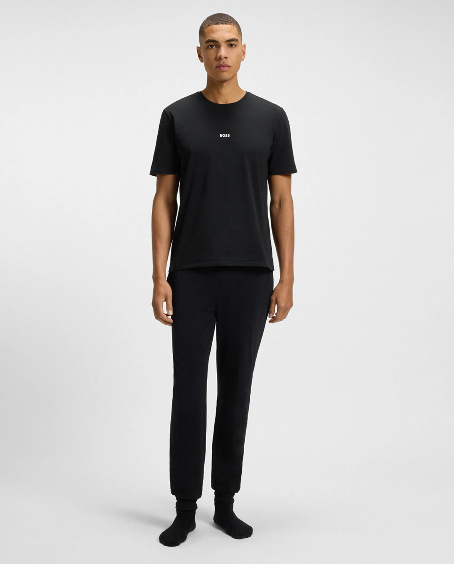 Хлопковая пижамная футболка с коротким рукавом для мужчин Boss, черный
Хлопковая пижамная футболка с коротким рукавом для мужчин Boss, черный