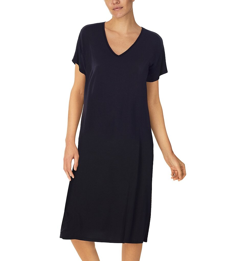 Donna Karan однотонная ночная рубашка с v-образным вырезом и короткими рукавами и разрезом по краю, черный
Donna Karan однотонная ночная рубашка с v-образным вырезом и короткими рукавами и разрезом по краю, черный