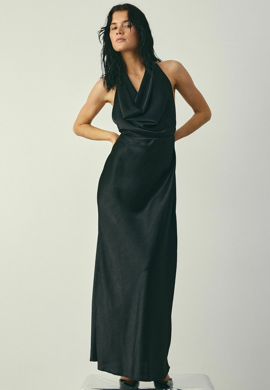 Платье Noella LANIKA , Black
Платье Noella LANIKA , Black