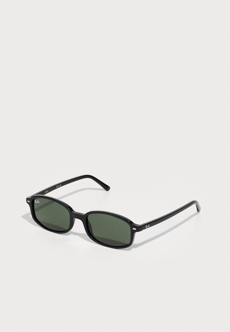 Солнцезащитные очки Ray-Ban UNISEX, Black/Green/Black
Солнцезащитные очки Ray-Ban UNISEX, Black/Green/Black