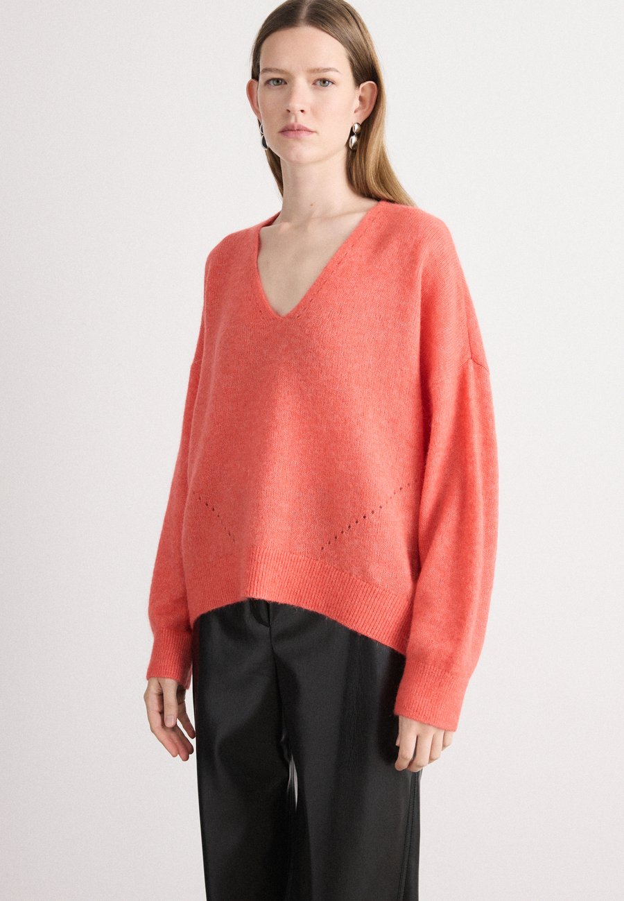 Джемпер BOSS FOLETTA, Light Pastel Red/Coral
Джемпер BOSS FOLETTA, Light Pastel Red/Coral