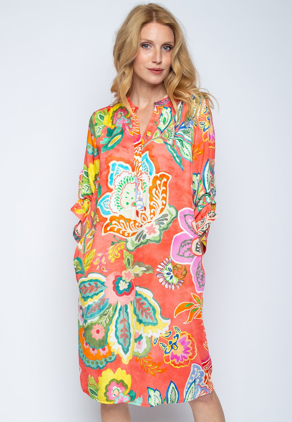 Платье-рубашка Emily van den Bergh, светло-розовый
Платье-рубашка Emily van den Bergh, светло-розовый