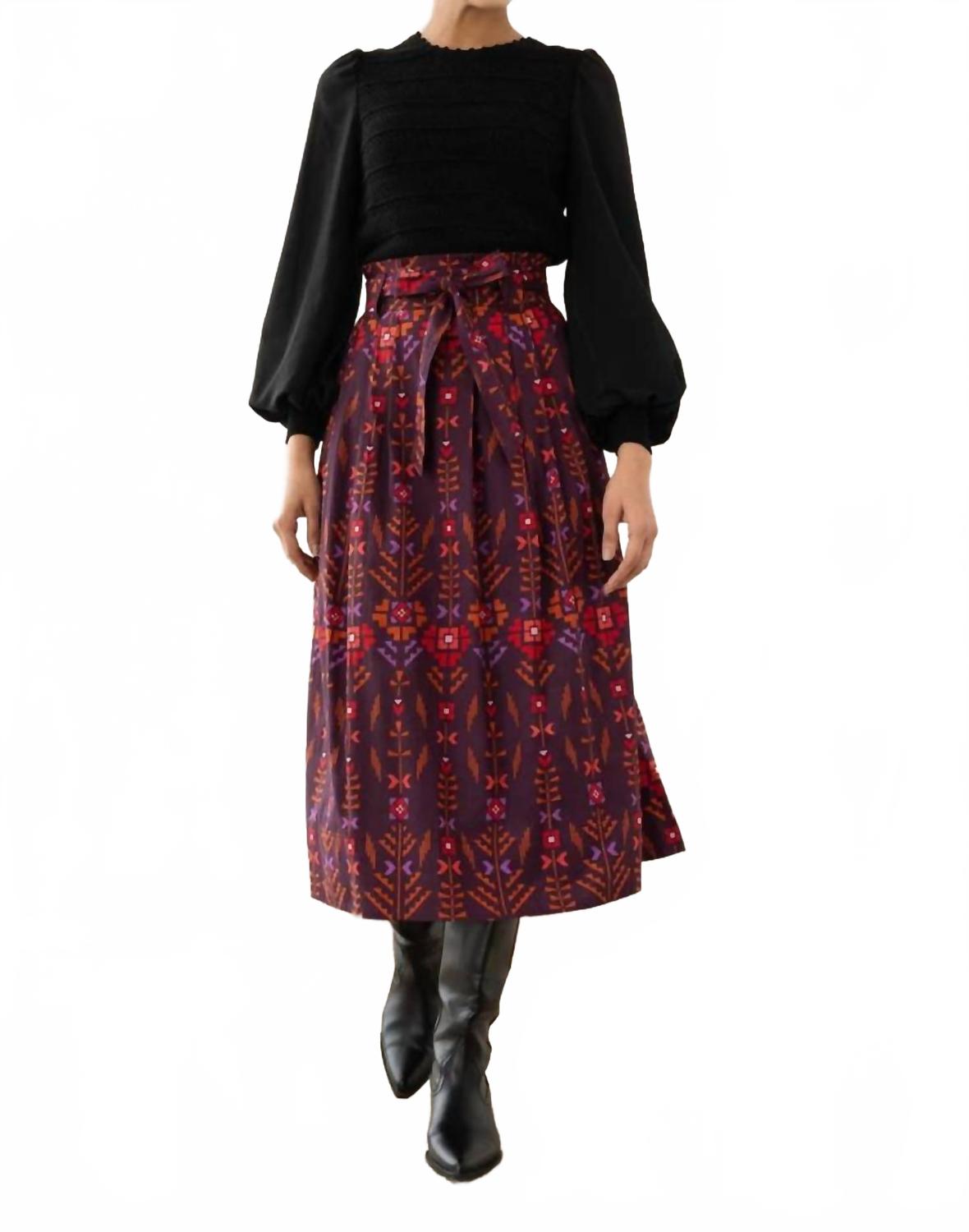 Юбка Tobias Emile Deco в цвете корица BANJANAN, Cinnamon
Юбка Tobias Emile Deco в цвете корица BANJANAN, Cinnamon