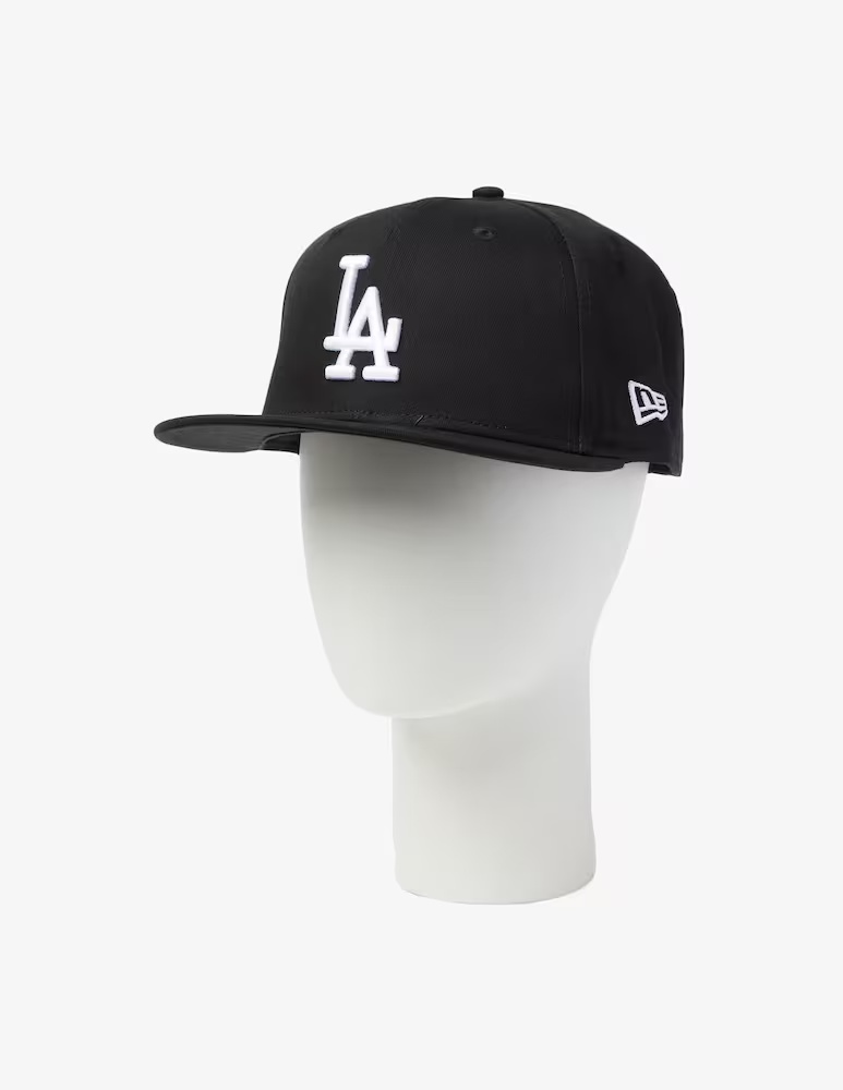 Бейсбольная кепка Лос-Анджелес Доджерс New Era, черный
Бейсбольная кепка Лос-Анджелес Доджерс New Era, черный