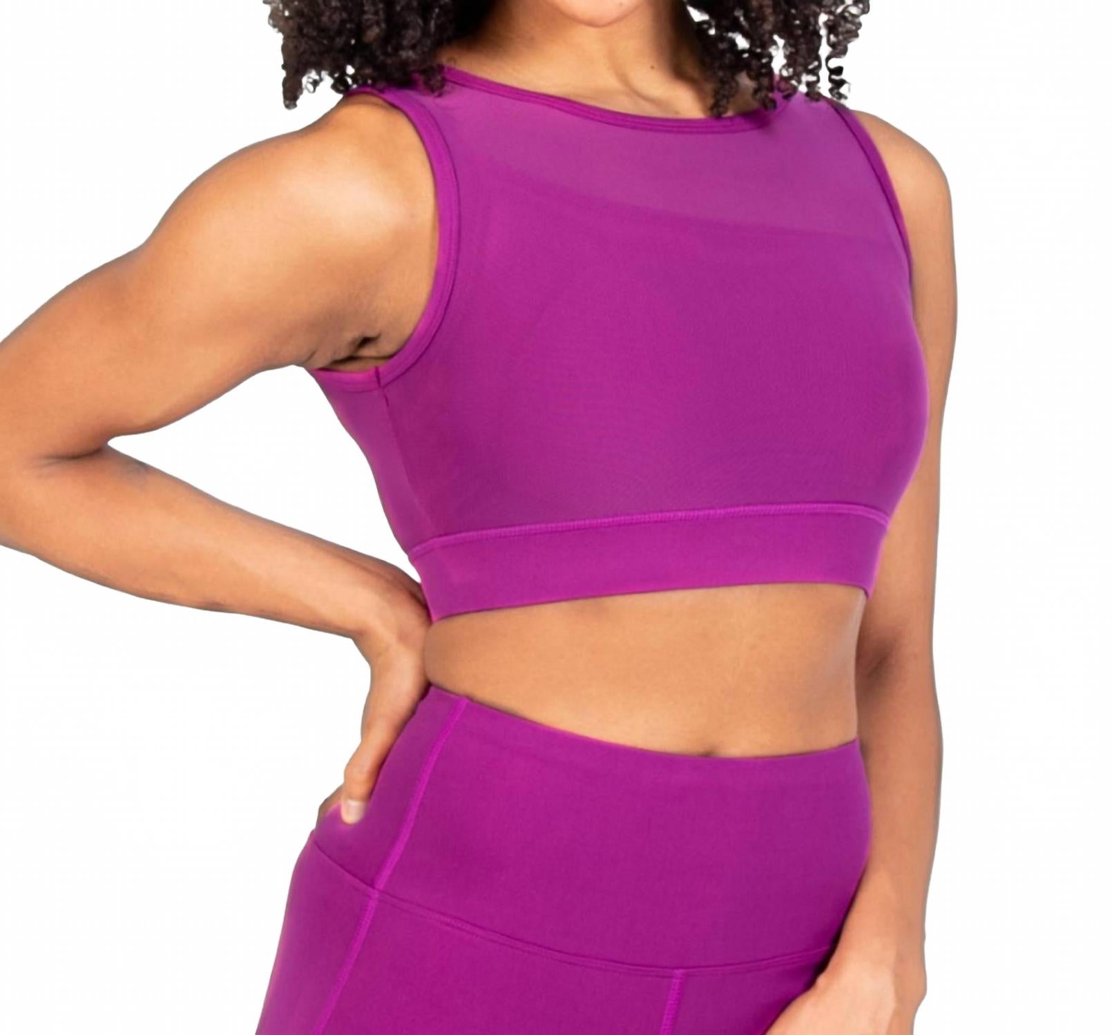 Двухслойный топ-бра из переработанного полиэстера с сеткой, цвет ягодный Body Wrappers, Berry
Двухслойный топ-бра из переработанного полиэстера с сеткой, цвет ягодный Body Wrappers, Berry