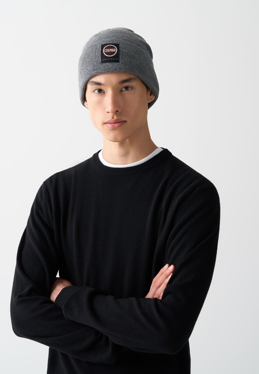 Шапка Colmar Originals UNISEX WITH TURN-UP CUFF, Grey
Шапка Colmar Originals UNISEX WITH TURN-UP CUFF, Grey