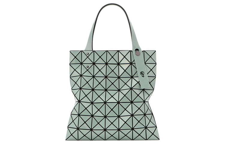 ISSEY MIYAKE Сумка-шоппер из ПВХ призма
ISSEY MIYAKE Сумка-шоппер из ПВХ призма