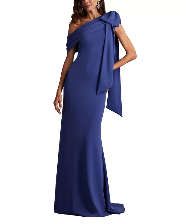 Платье из крепа с бантом на плечах цвета кассии Tadashi Shoji, фиолетовый
Платье из крепа с бантом на плечах цвета кассии Tadashi Shoji, фиолетовый