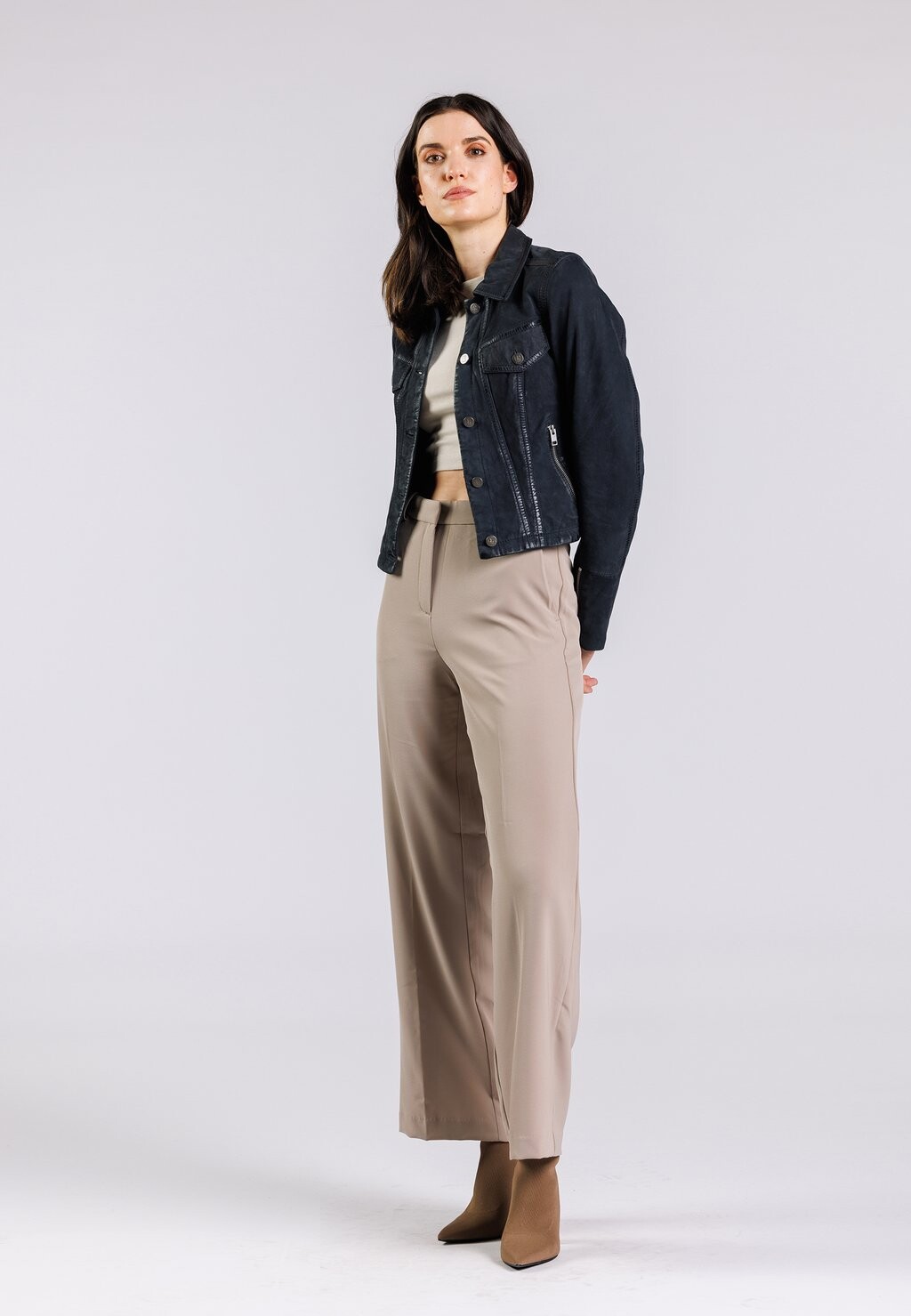 Кожаная куртка CALLIE Freaky Nation, темно-синий 
Кожаная куртка CALLIE Freaky Nation, темно-синий